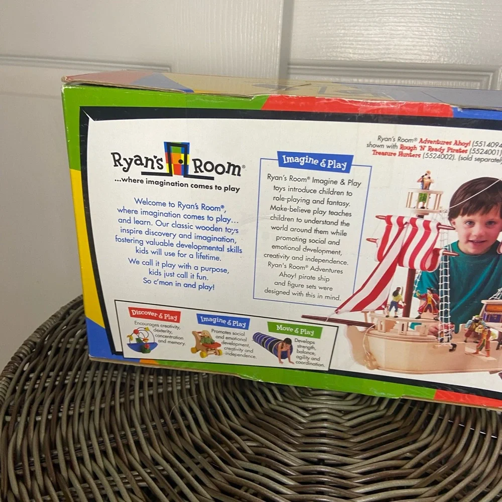 Educational building toy Captains Wharf